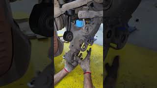 Lexus570 hydraulic shock replacement guide #automobile