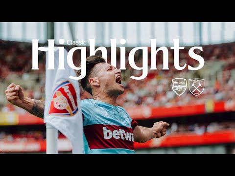 Zarate Strikes as Hammers Sink Arsenal at the Emirates | Arsenal 0-2 West Ham | Classic Highlights