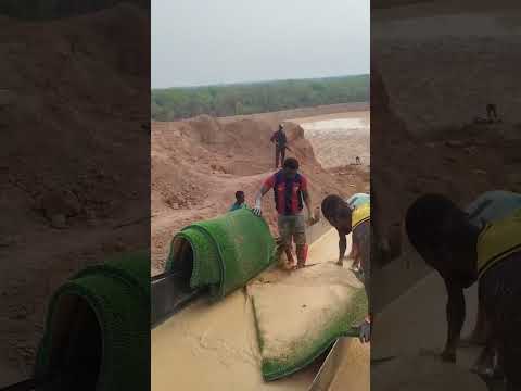 Setup of Special Carpets On Gold Wash Plant for Gold Mining