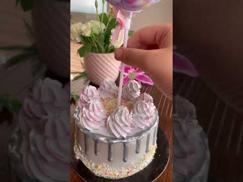 Confetti Balloon Cake #confetti #confettiballooncake #cake #shorts