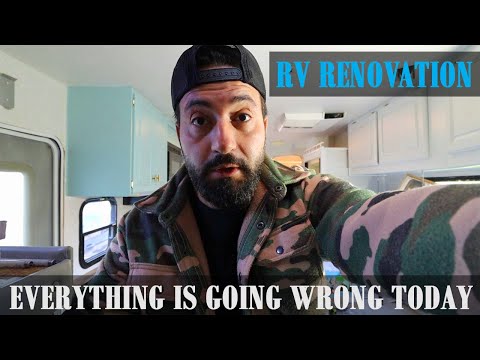 RENOVATING MY RV MOTORHOME EVERYTHINGS GOING WRONG