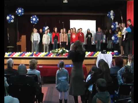 "If you are happy" - polaznici škole stranih jezika Anglia, Bijeljina, BiH