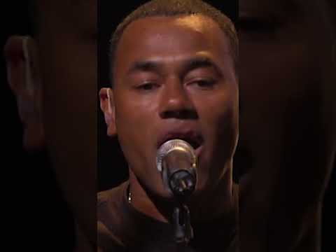 "À crédit et en stéréo" sur la scène de l'Olympia en 2011 #Eddymitchell #shorts