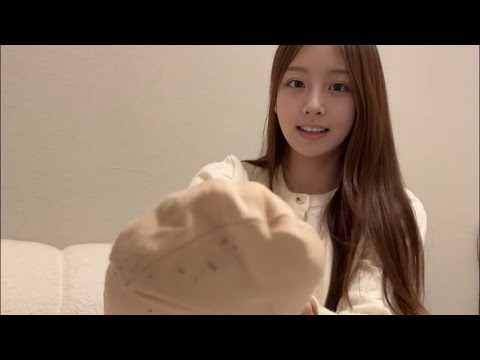 【4K 高画質】お出かけ前にストッキングを履きました