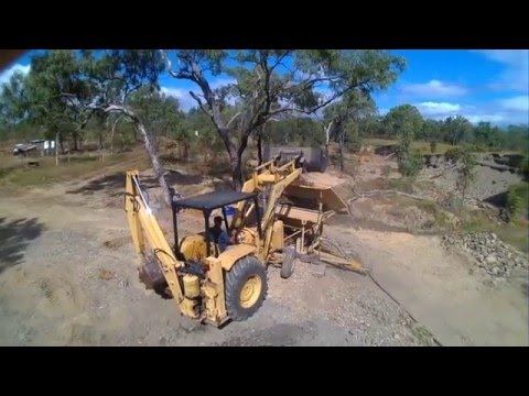 Small Scale Gold Mine Running