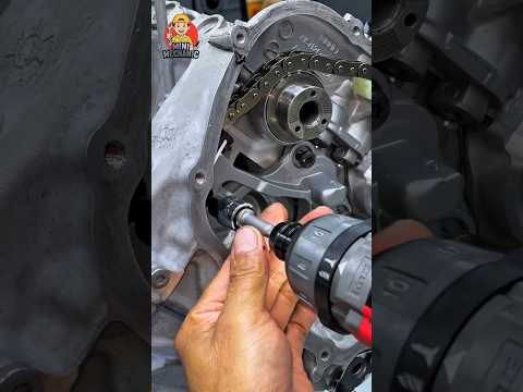 Inside the Timing Chain System! #CarMechanics #MotoRepair #Engine #tools #mechanic #shorts