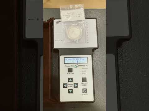 Testing a 1 oz Australia Kookaburra 2002 Silver Coin with Sigma Metalytics Precious Metal Verifier