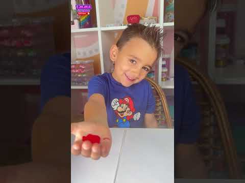 🧡 Mixing Colors with Simon! How to Make Orange 🌈 #EmmaInTheMiddle #KidsLearning #Shorts