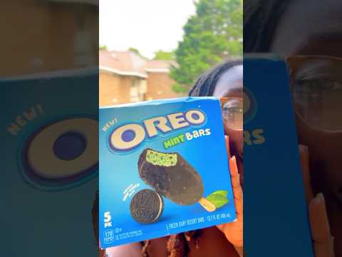 New Oreo Mint Ice cream Bars⁉️ Lets try these #oreo #mint #shorts #icecream #new #snacks #chocolate