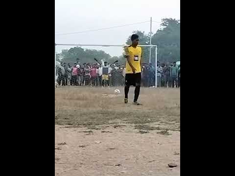 Hard powerful kick 💪in football⚽🦵 penalty shootout #kickshort#foodballshort#penaltyshort#