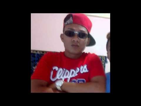 Skusta Clee Ft . Chiva - FLS ( Fucking love Story )