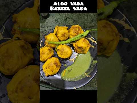 batata vada/aloo vada-Crispy on the outside, soft & spicy on the  insideBatataVada #IndianSnacks