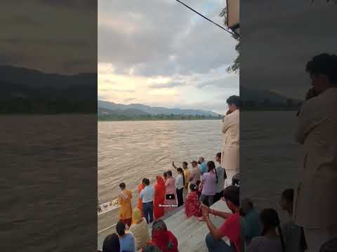 #vedicchant #chanting #gangaghat #lordshiva #trendingshorts #shortsfeed