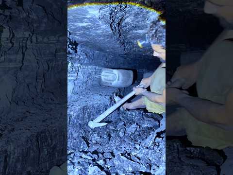 Black diamond in coal mine #coalmining #undergroundmining #diamondmining