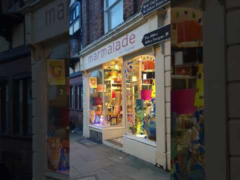 Christmas begins  in Shrewsbury, England.ตอนนี้อยู่อังกฤษนะคะเอาบรรยากาศมาฝากคะ#Christmas #England