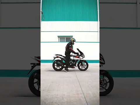 Pulsar 220 short video Bajaj Pulsar video 220 short 🔥😱