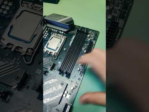 Installing new Intel i7 CPU, DDR5 RAM modules and m.2 NVME SSD #ASMR #pcmasterrace #gaming #pcgaming