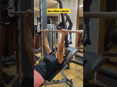 Chest workout #ytshorts #gym #cardio #vlog #workout #chestworkout #strength #pullups #hiit #strong