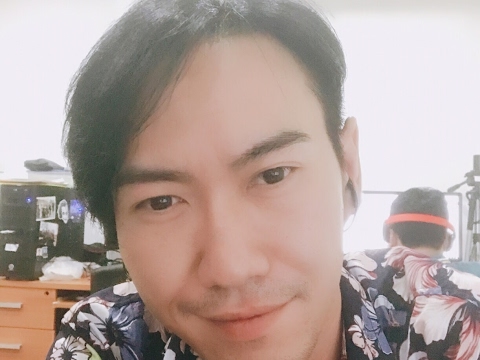 สตรีมแบบสดของ ศราวุธ สิริรัชตสุนทร