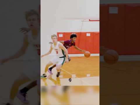 OMG 👀🤮 #mikeyvisuals #highschoolsports #basketball #highschoolhighlights