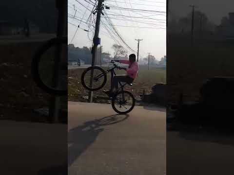 school 🏫 time 😂🤣 wheelie 😂
