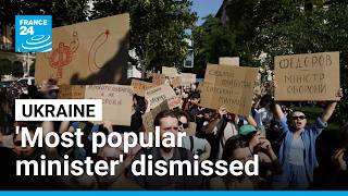 Protests erupt in Ukraine as Zelensky removes 'his most popular' minister • FRANCE 24 English