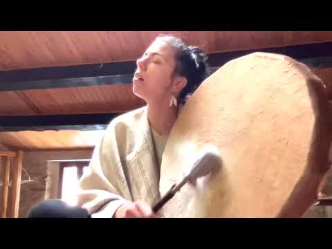 MarieCharlotte - Chant intuitif au tambour