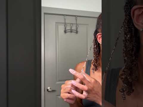 Mini twist summer?? #curlyhair #minitwists #twists