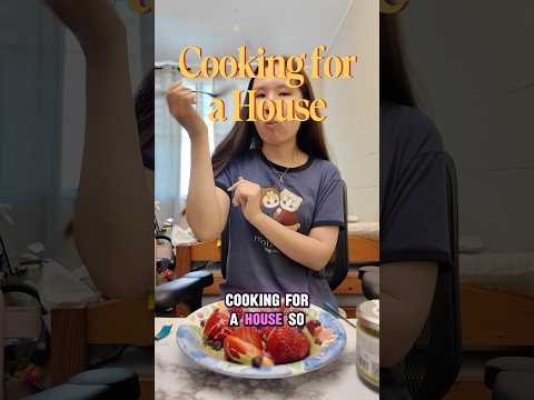 Day 35: Dubai chocolate strawberries broke edition | COOKING FOR A HOUSE #cookingathome