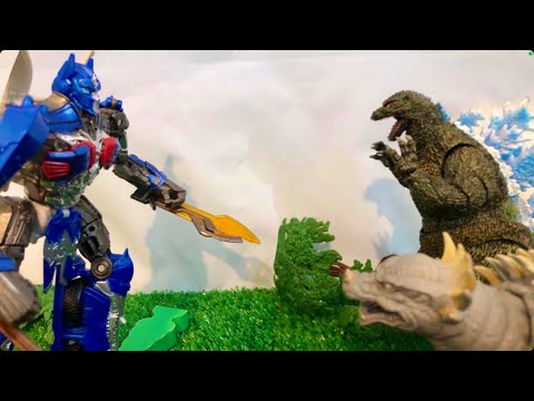 Godzilla vs Optimus Prime fight Part 2/4 (Stop Motion)