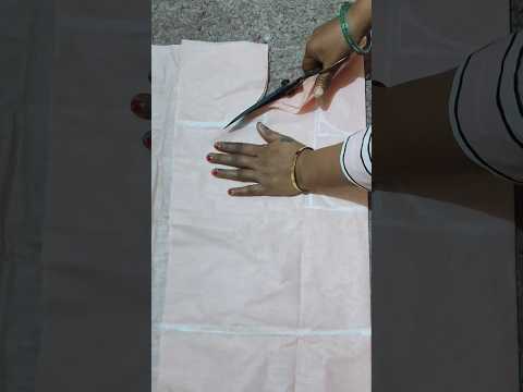 सादा ब्लाउज की कटिंग || simple blouse cuttingfull video link check description box#shorts #cating