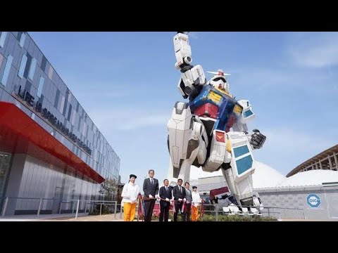 🥁🌹万博ガンダム像を『細かすぎて』ファイナリストの新喜劇芸人がものまね「誰がドムやww!!