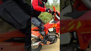 Blasting trails with the KTM 450 EXC-F SIX DAYS