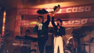 Charro Burgos - Camino de aguas calientes