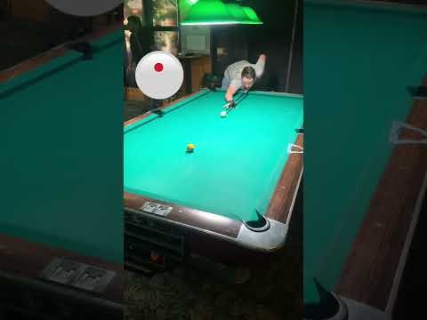 How to miss in 🎱ball pool. Weak side vs. pro side #shorts