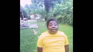 Hey Y’all I’m Selling Lipglosses - Stan Twitter