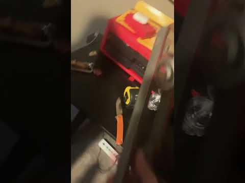 How to install toolbox liner #shorts #subscribe #tools #dewalt