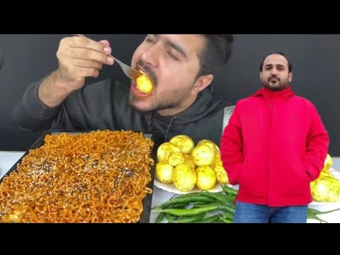 Len G Korean noodles ky Mazay len 😝 let's enjoy eating sounds #reactionvideo #funny #roast #eating