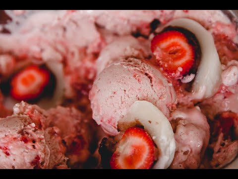 Strawberry Azuki Mochi