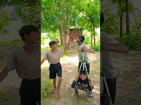 दम है तो हसी रोक कर दिखाओ funny videos comedy #vairal  #vairalvideo #shorts