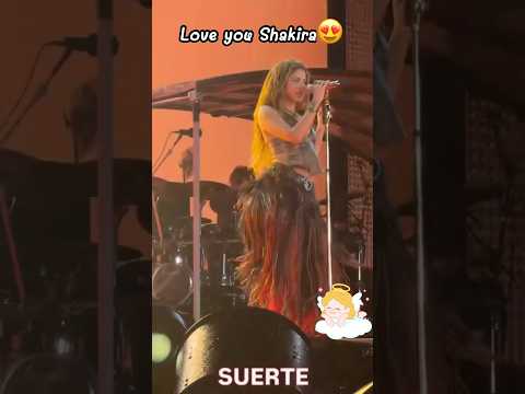 Shakira😍🎶เป็นนักเต้นที่ชอบมากๆ love it 😊