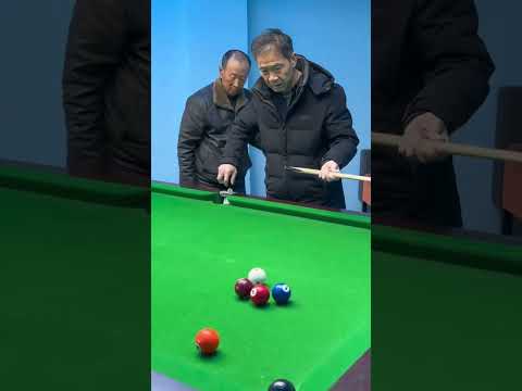 Cheating In Snooker Game when the Other opponent is not Focusing#masterssnooker #snooker #funny