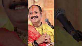pandit #Pradeep Mishra ji #YouTube shots#Shiv Puran Katha#upay #motivation #i#Mamta Mishra 🌹🌿🌹🌿🌹🌿🙏🚩🚩