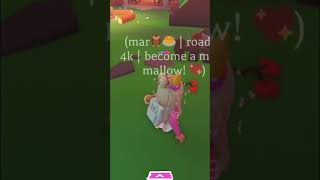 throwing a maple treat in adopt me! 🍁 #adoptmeedit #adoptmeroblox #preppyadoptme