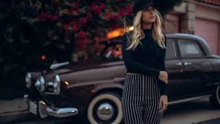 Otilia - Bilionera (Lyrics)