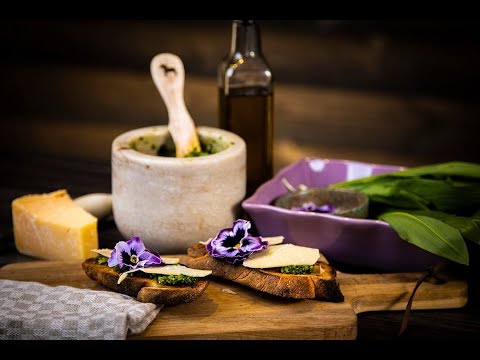 Homemade PESTO with Wild Garlic | OOH Kitchen
