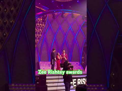 Neha Kakkar Zee Rishtey awards#nehakakkar#zeerishteyawards#realyoutube#youtubeshorts#viralvideo#yt❤️