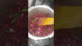 Prepare Beetroot Fry in10-15 minutes in Cooker #shorts #beetrootfry##viralvideo#sidedishforchapathi