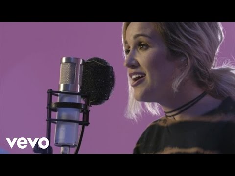 Britt Nicole - Be The Change (Acoustic)