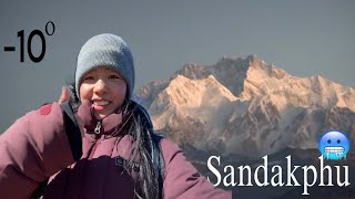 I stayed overnight at the coldest place 🥶||Sandakphu 3636 mts 🗻